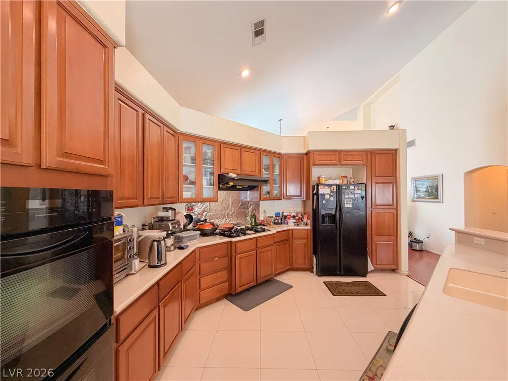 230 Whitly Bay, Las Vegas, NV 89148