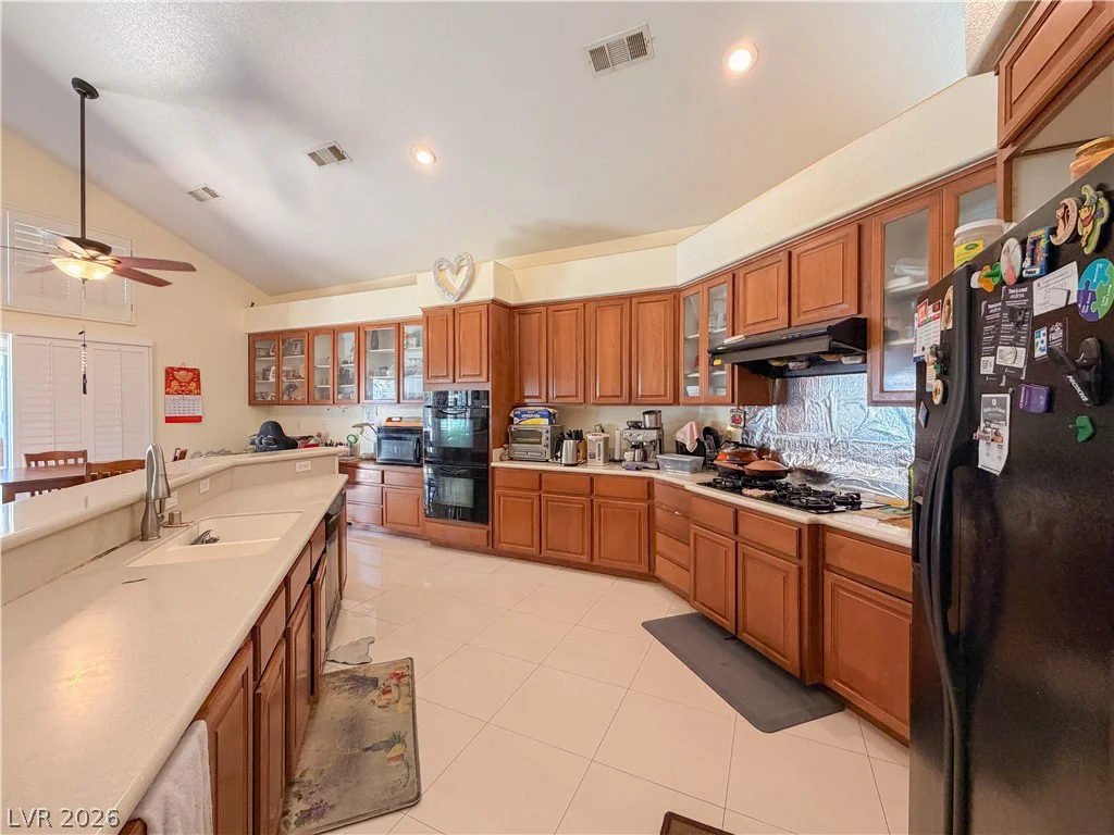 230 Whitly Bay, Las Vegas, NV 89148