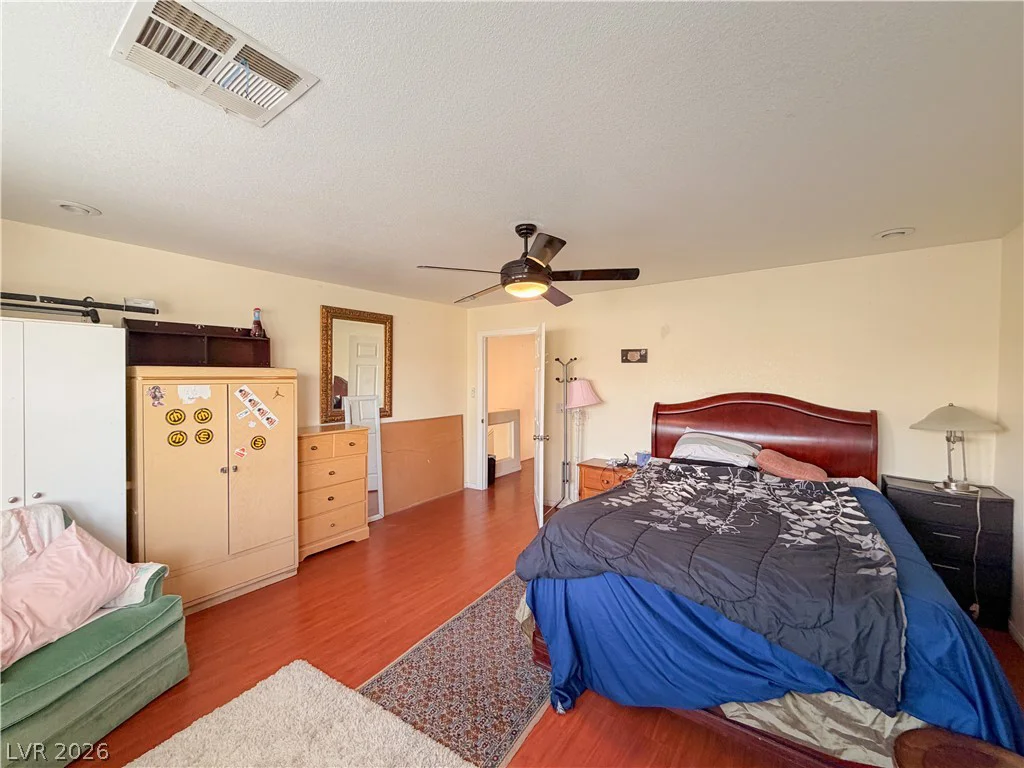 230 Whitly Bay, Las Vegas, NV 89148