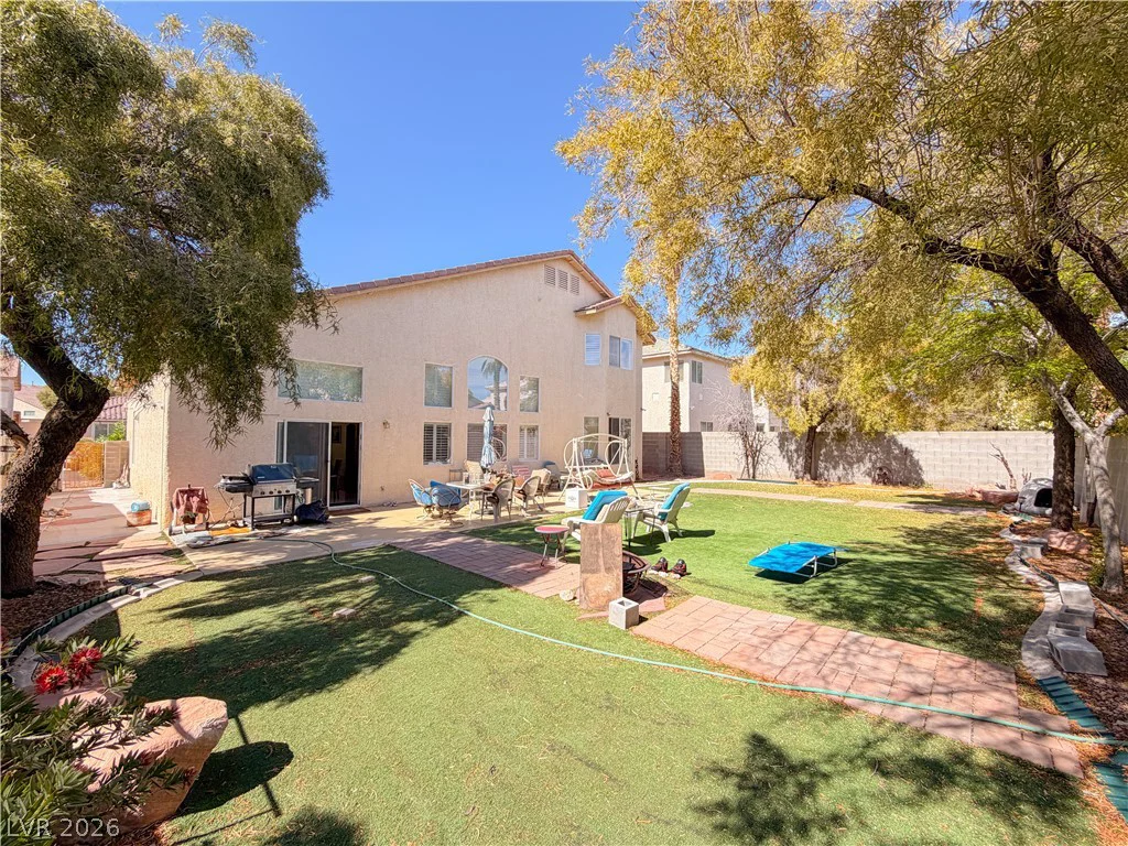 230 Whitly Bay, Las Vegas, NV 89148