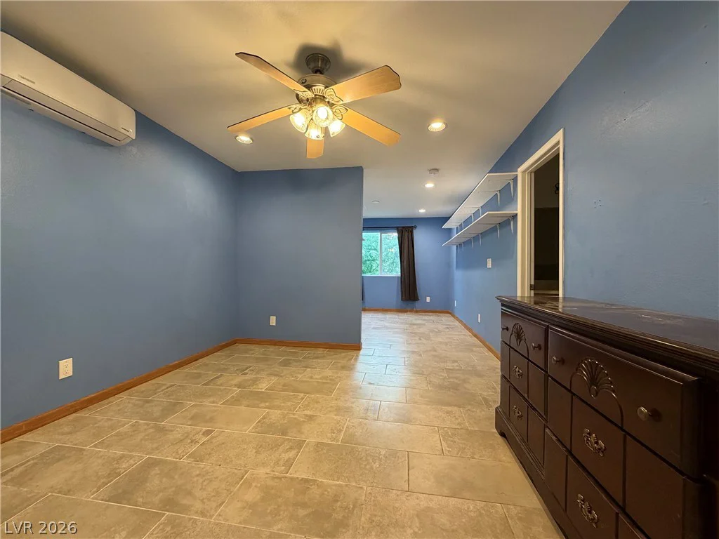 5033 Crystal Breeze, North Las Vegas, NV 89031