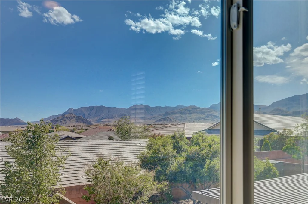 10723 Hammett Park, Las Vegas, NV 89166