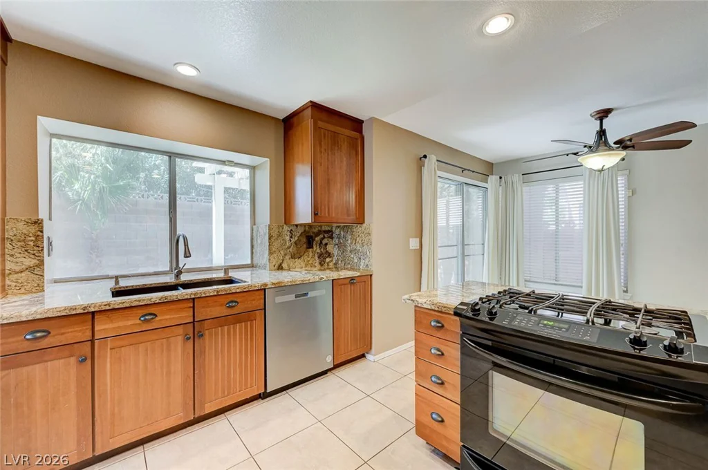 9301 MAGIC FLOWER, Las Vegas, NV 89134
