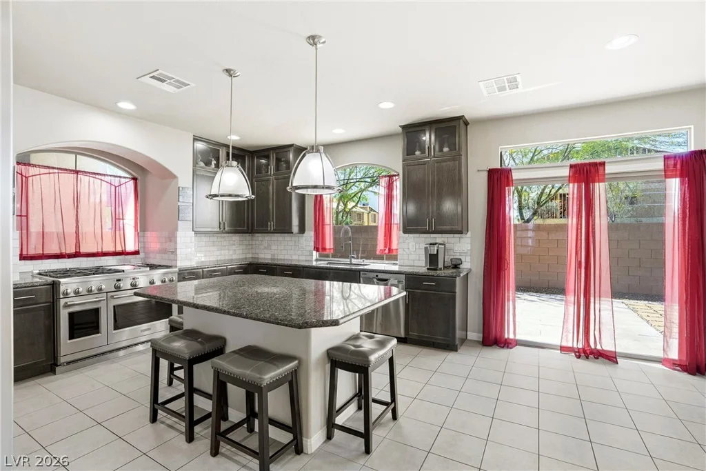 6089 Ancient Peaks, Las Vegas, NV 89141