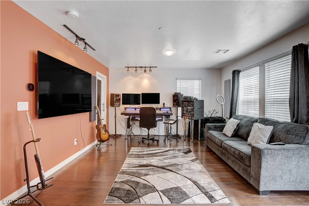 105 Campbelltown, Henderson, NV 89015