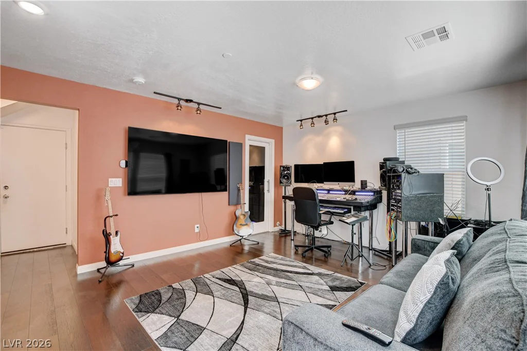 105 Campbelltown, Henderson, NV 89015