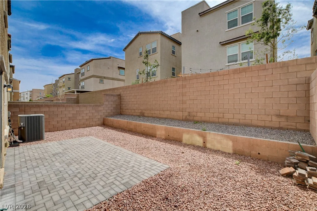 105 Campbelltown, Henderson, NV 89015