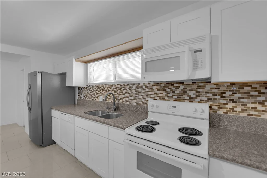 965 Miller, Las Vegas, NV 89106