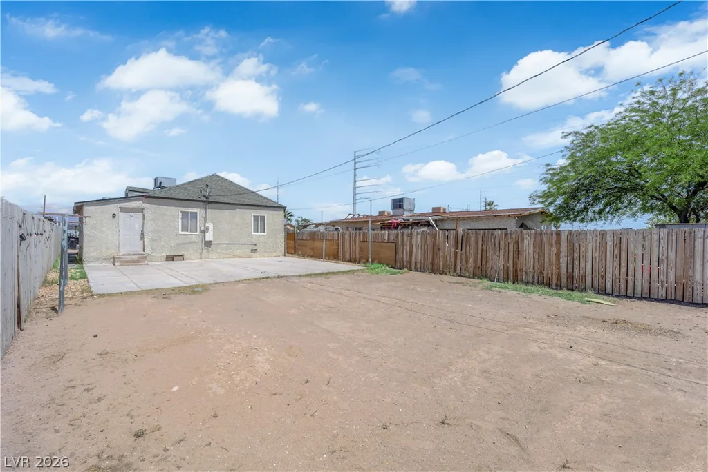 965 Miller, Las Vegas, NV 89106