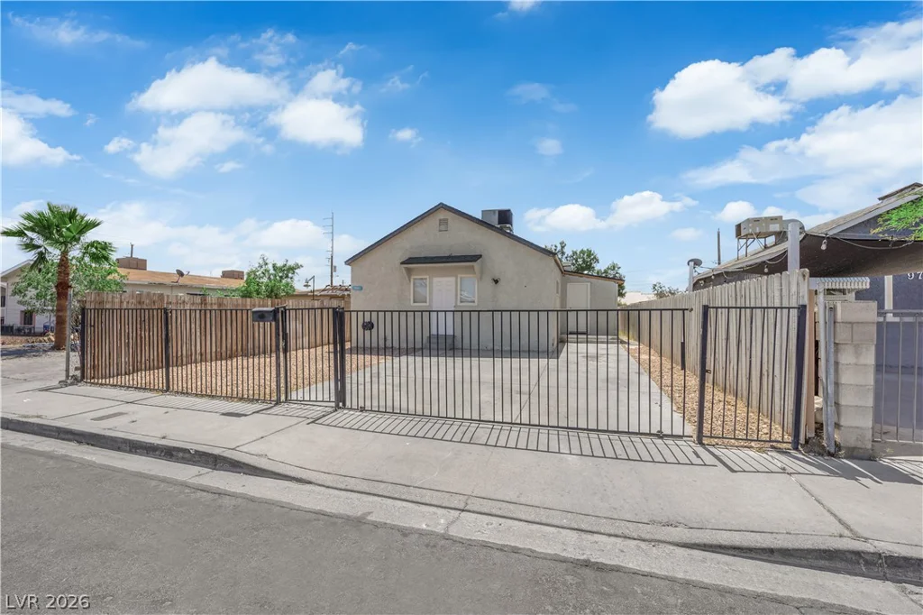 965 Miller, Las Vegas, NV 89106