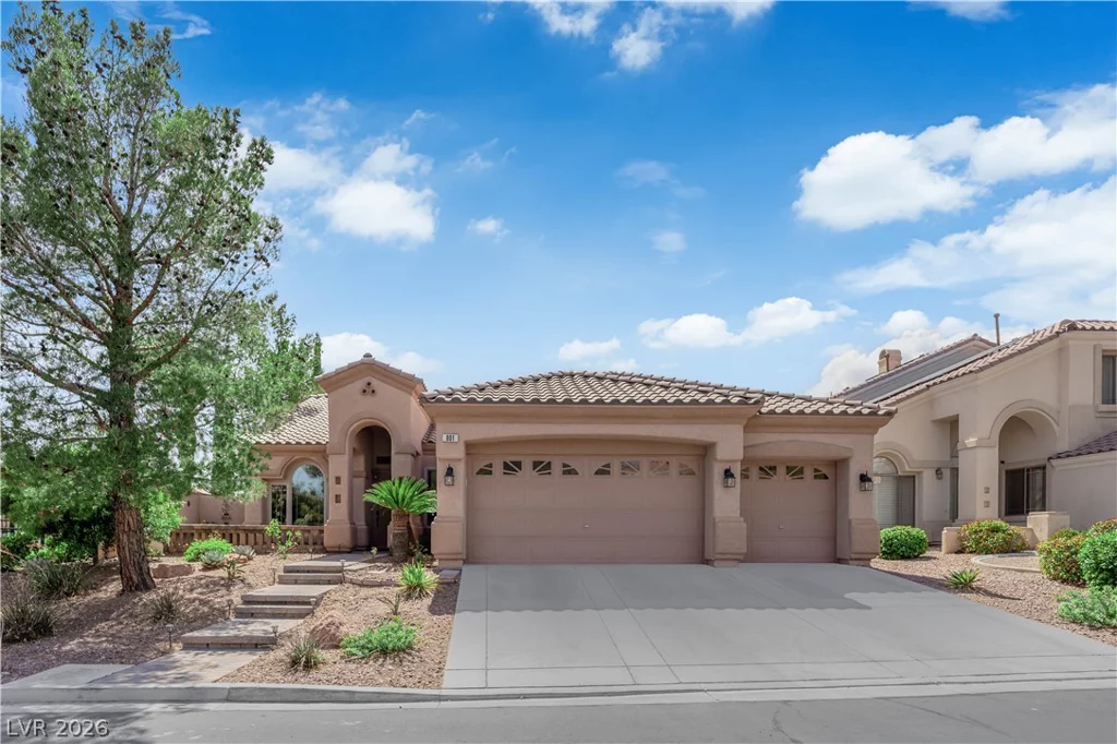 801 White Falcon, Las Vegas, NV 89144