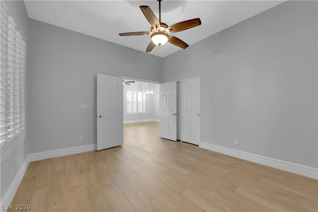 801 White Falcon, Las Vegas, NV 89144