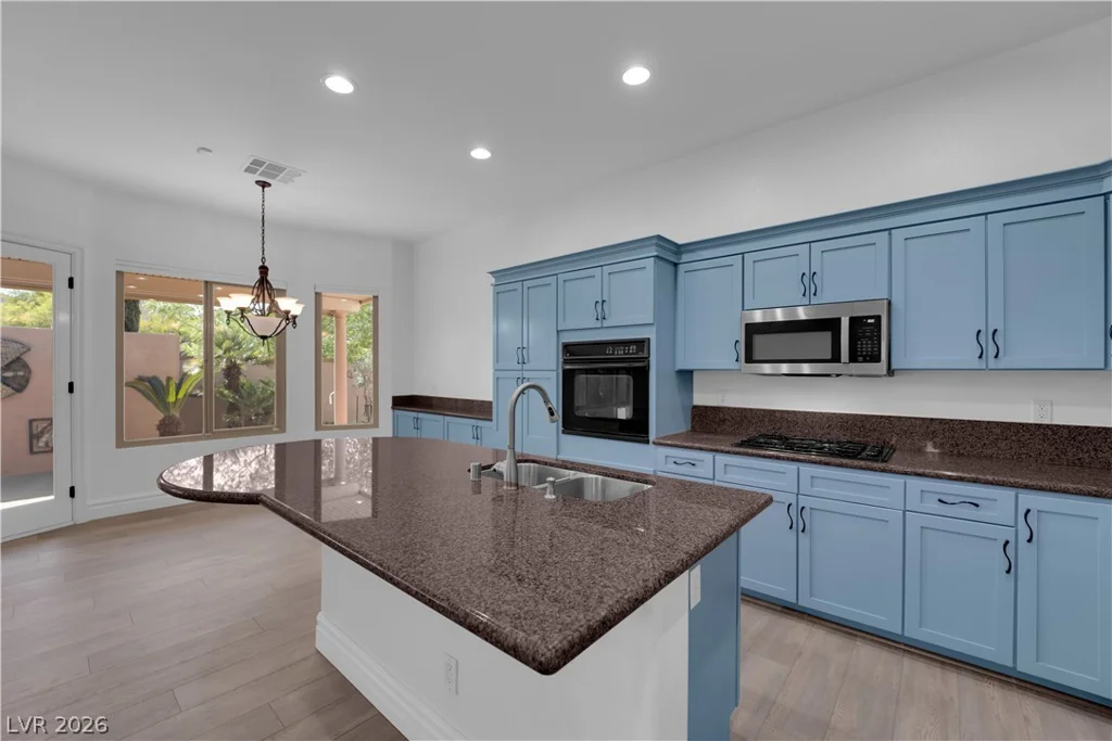 801 White Falcon, Las Vegas, NV 89144