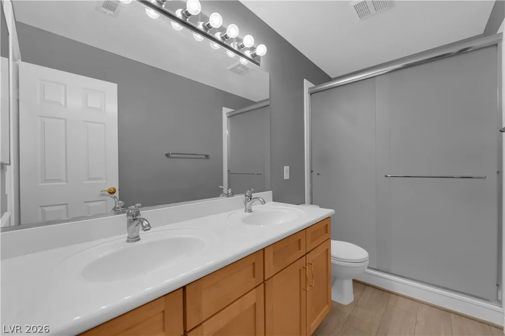 801 White Falcon, Las Vegas, NV 89144
