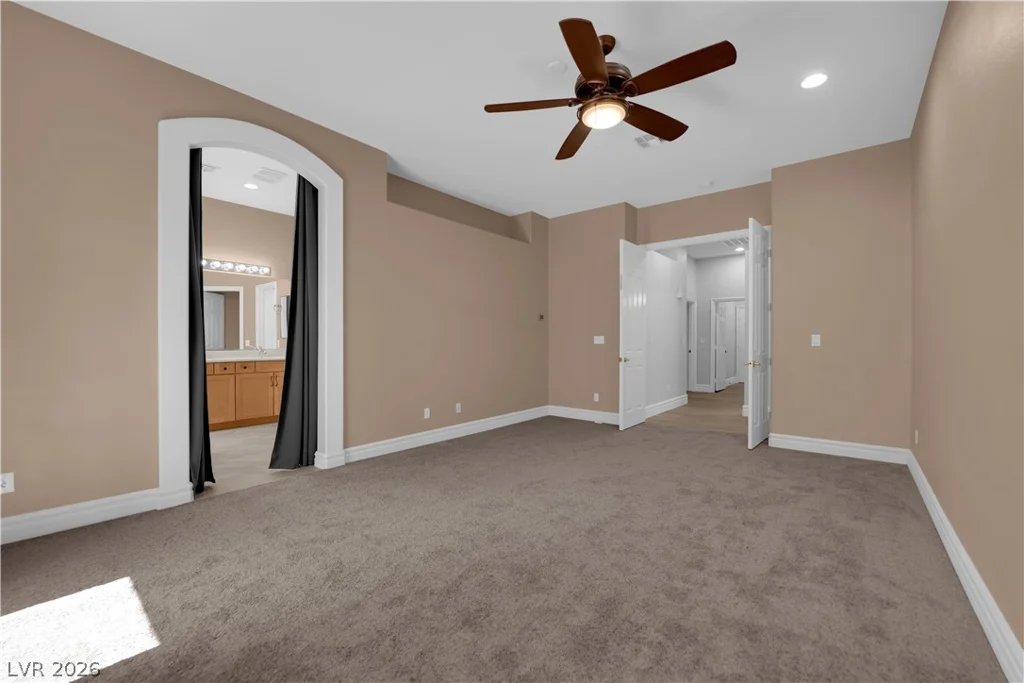 801 White Falcon, Las Vegas, NV 89144