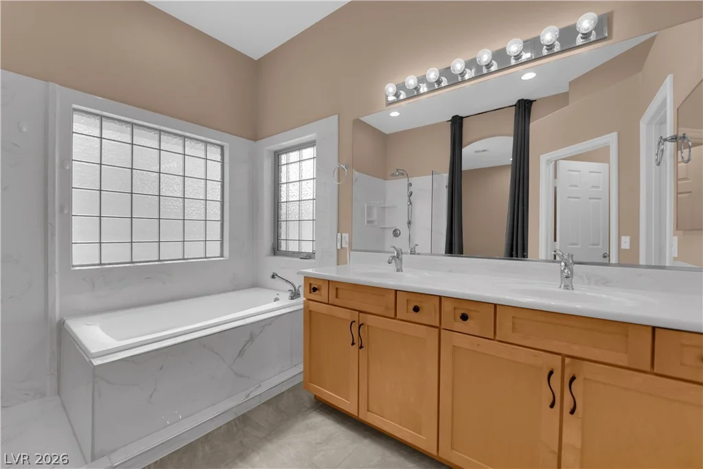 801 White Falcon, Las Vegas, NV 89144