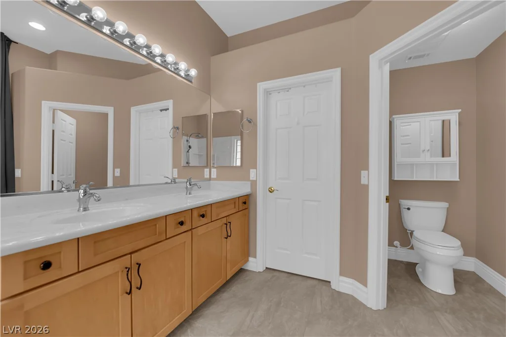 801 White Falcon, Las Vegas, NV 89144