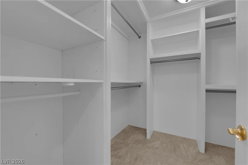 801 White Falcon, Las Vegas, NV 89144