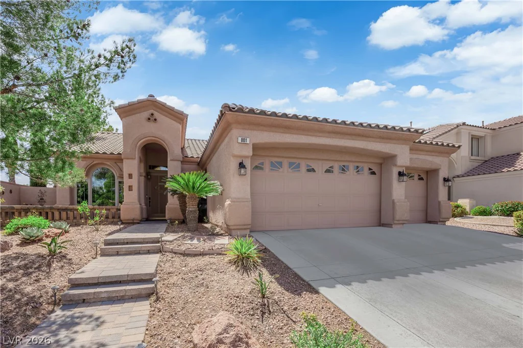 801 White Falcon, Las Vegas, NV 89144