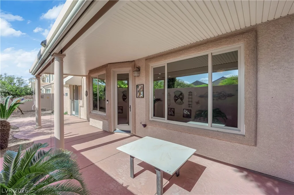 801 White Falcon, Las Vegas, NV 89144