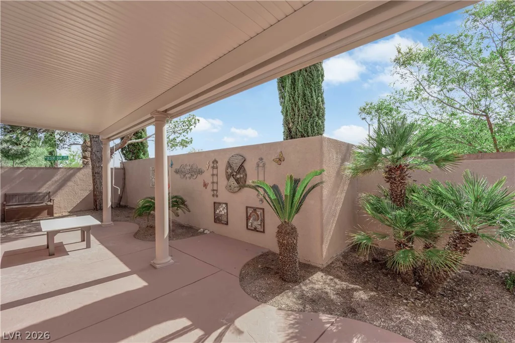 801 White Falcon, Las Vegas, NV 89144
