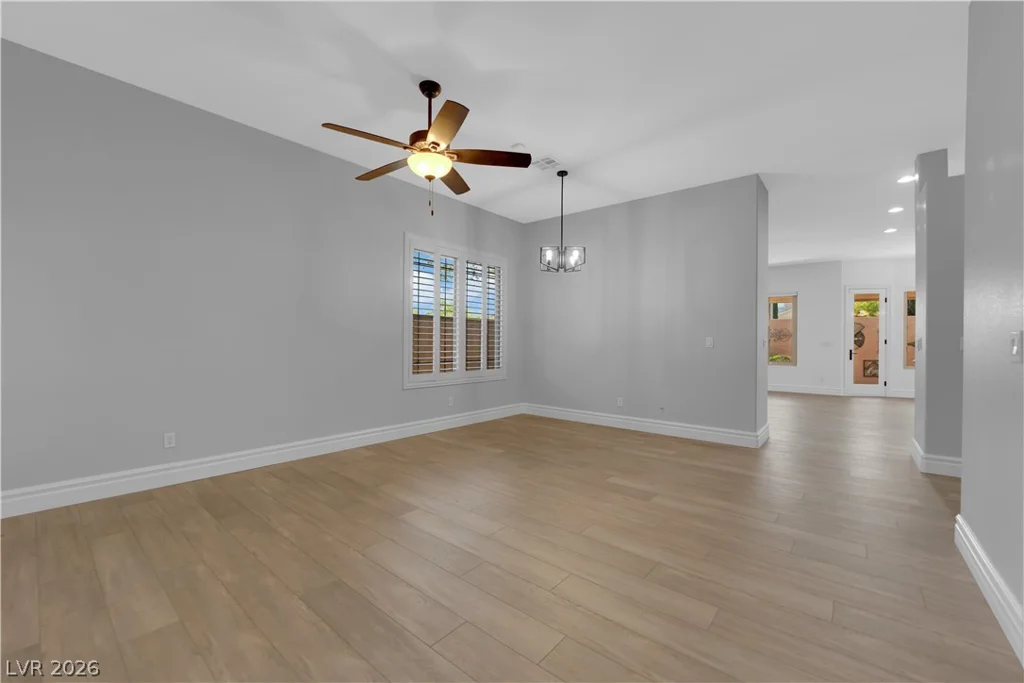 801 White Falcon, Las Vegas, NV 89144