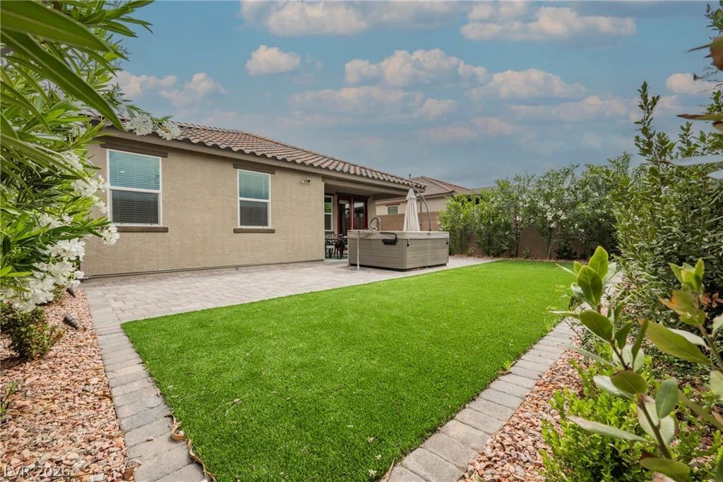 10145 Blue Cereus, Las Vegas, NV 89141