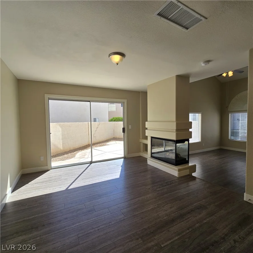 8711 Harwich, Las Vegas, NV 89129