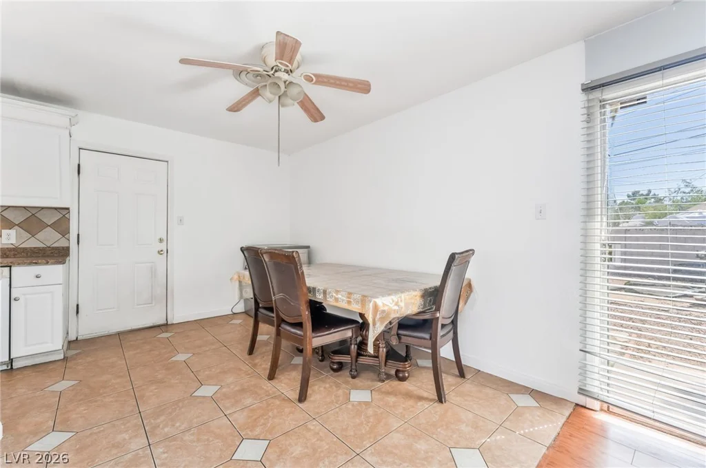 1809 Cherry, Las Vegas, NV 89104
