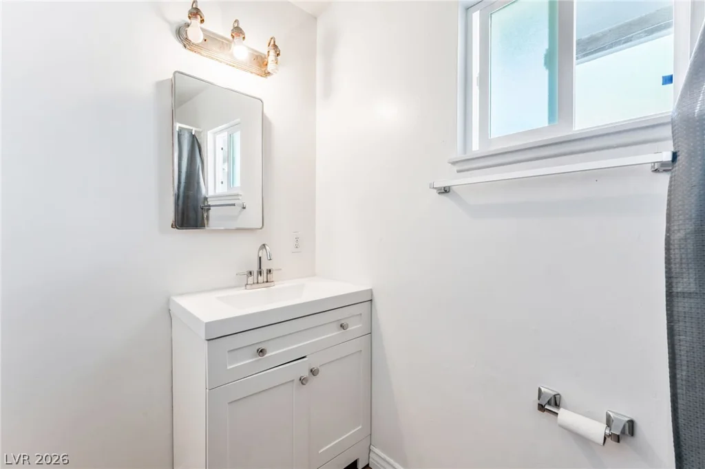 1809 Cherry, Las Vegas, NV 89104
