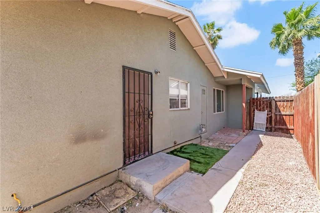 1809 Cherry, Las Vegas, NV 89104