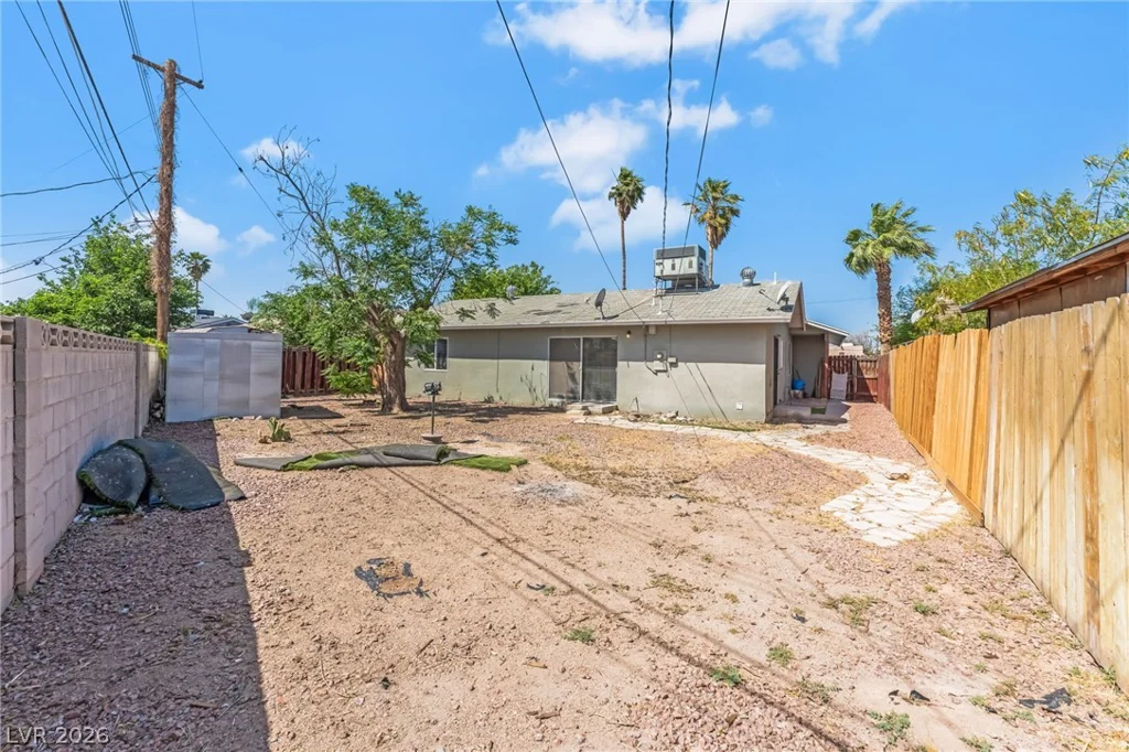 1809 Cherry, Las Vegas, NV 89104