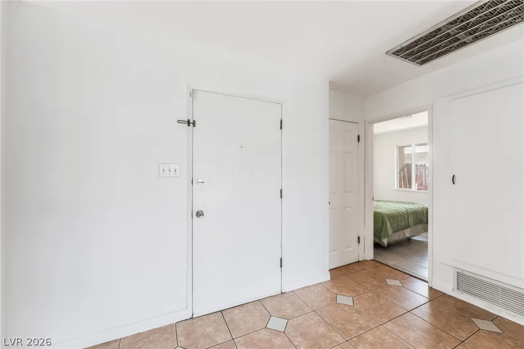 1809 Cherry, Las Vegas, NV 89104