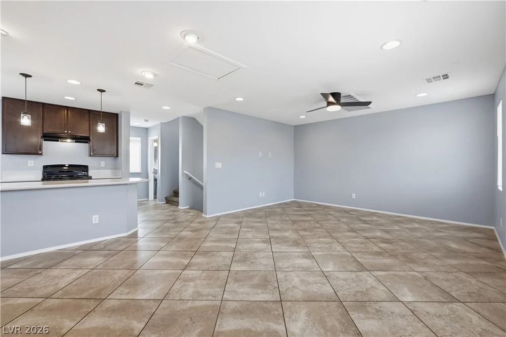 6984 Comiskey Park, Las Vegas, NV 89166