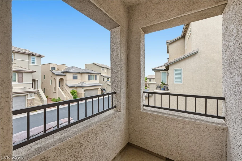 6984 Comiskey Park, Las Vegas, NV 89166