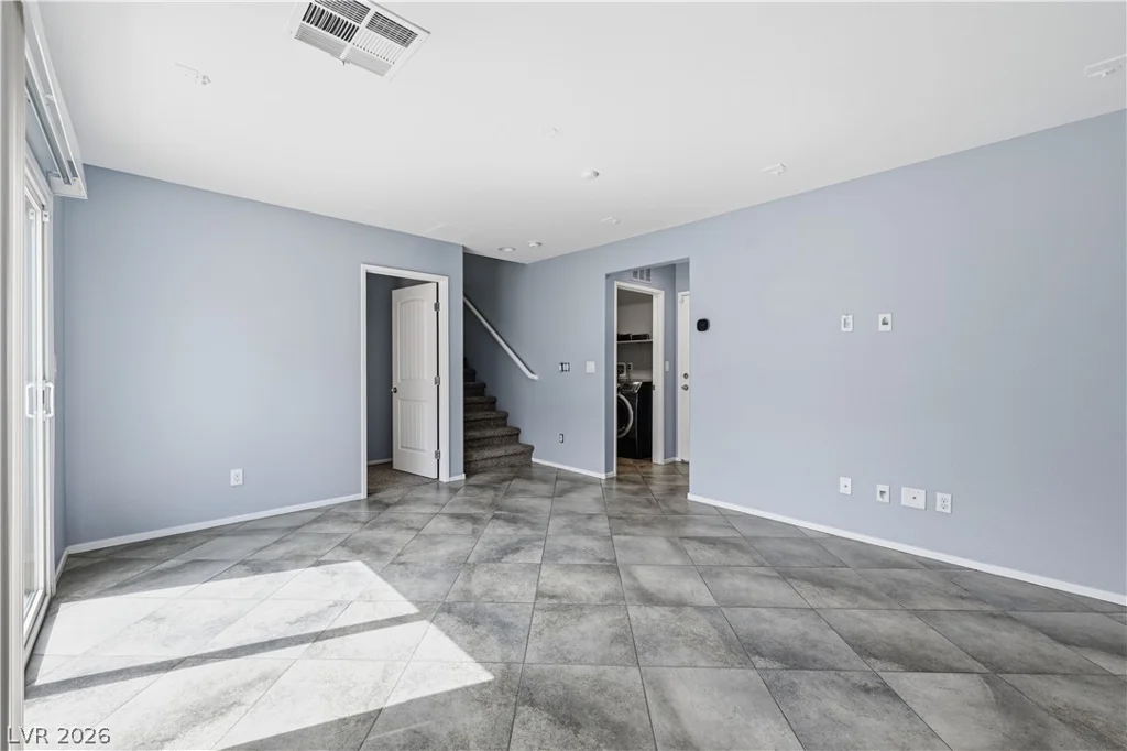 6984 Comiskey Park, Las Vegas, NV 89166