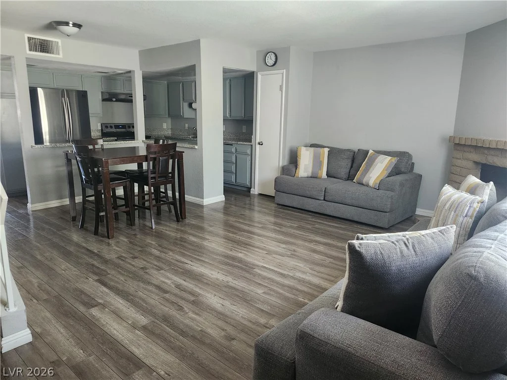 1308 Rawhide, Las Vegas, NV 89119