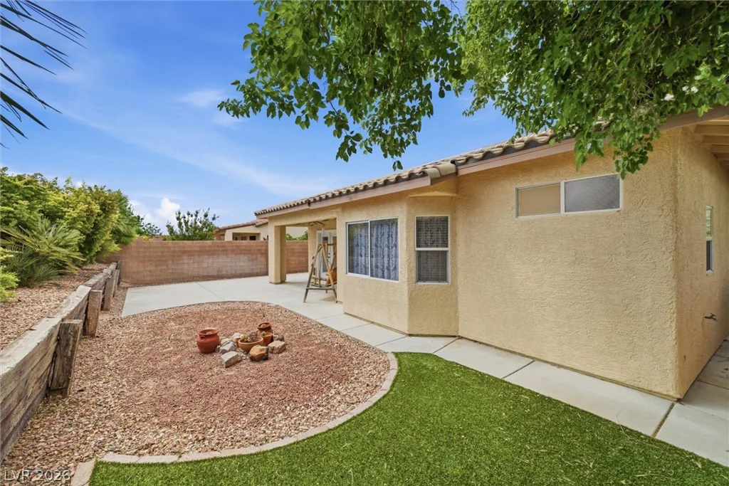 4911 Castello, Pahrump, NV 89061