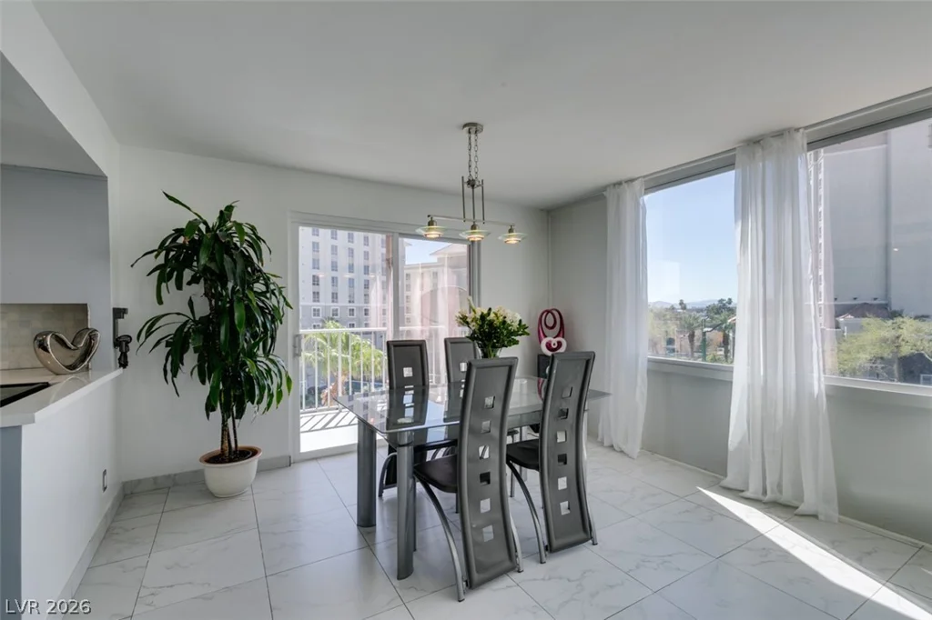 205 Harmon, Las Vegas, NV 89169