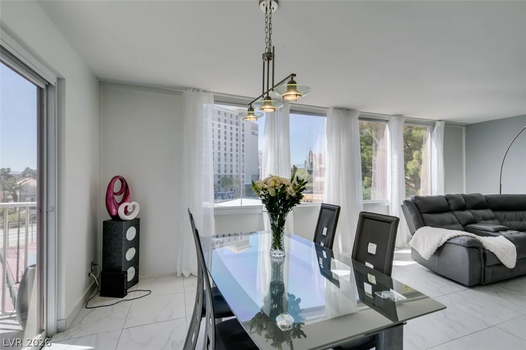205 Harmon, Las Vegas, NV 89169