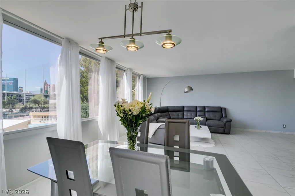 205 Harmon, Las Vegas, NV 89169