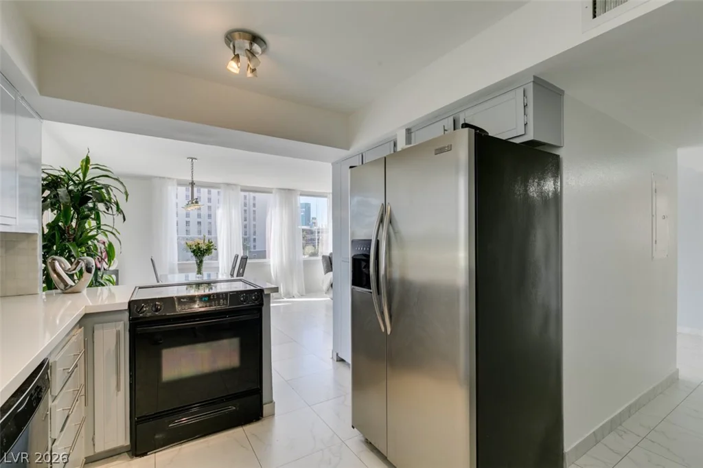 205 Harmon, Las Vegas, NV 89169
