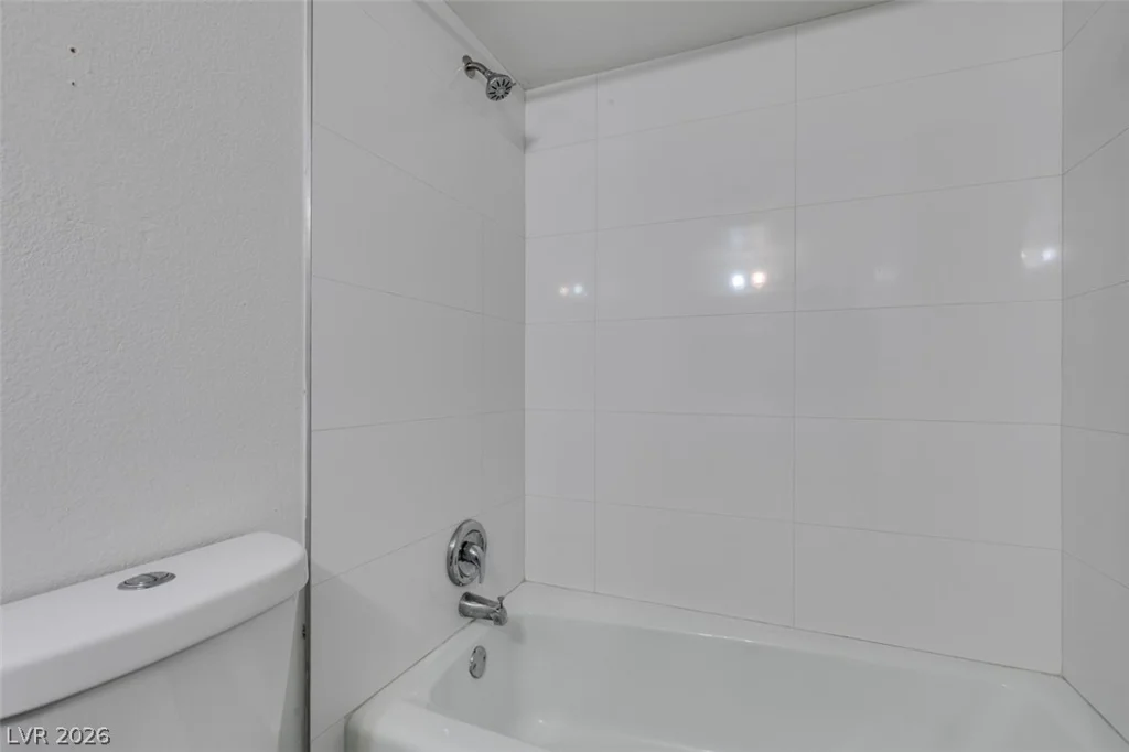 205 Harmon, Las Vegas, NV 89169