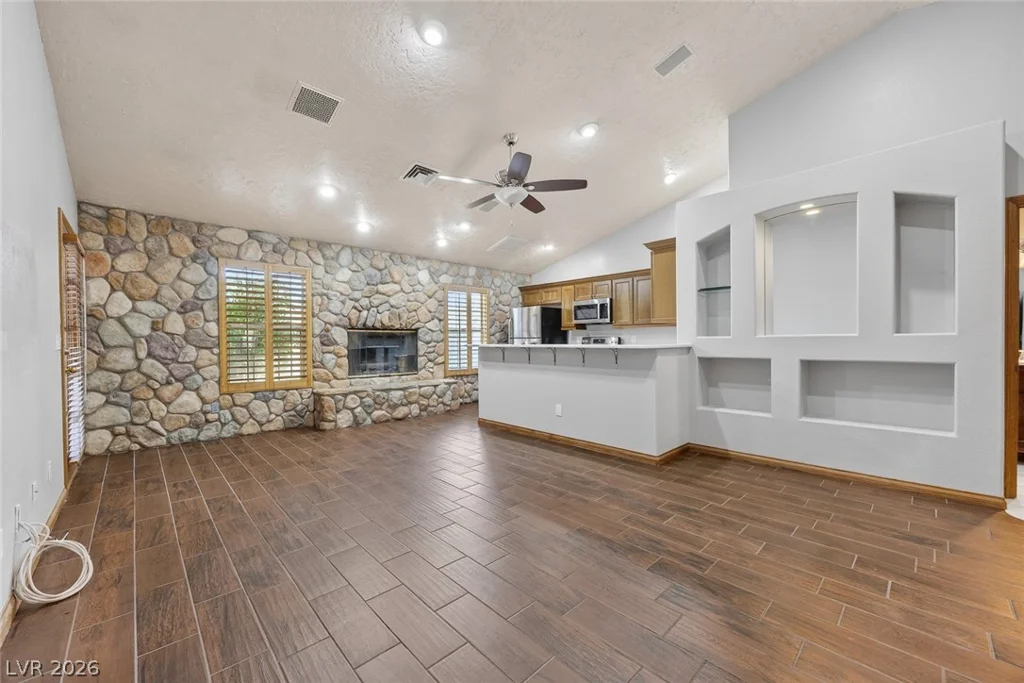 5935 Campbell, Las Vegas, NV 89149