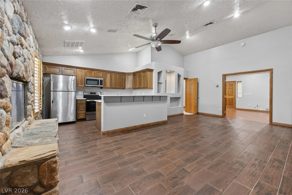 5935 Campbell, Las Vegas, NV 89149