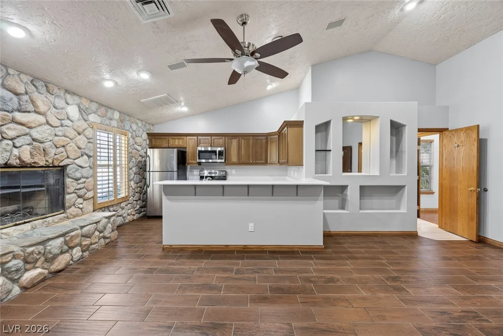 5935 Campbell, Las Vegas, NV 89149