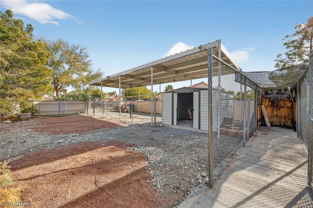 5935 Campbell, Las Vegas, NV 89149