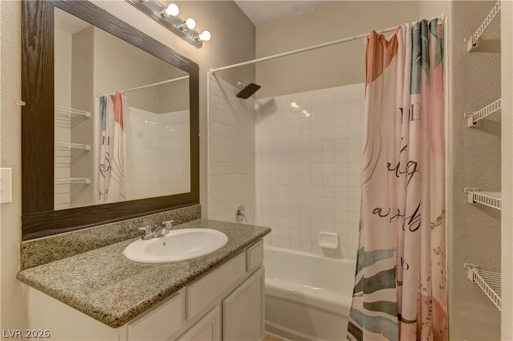 2131 Hussium Hills, Las Vegas, NV 89108