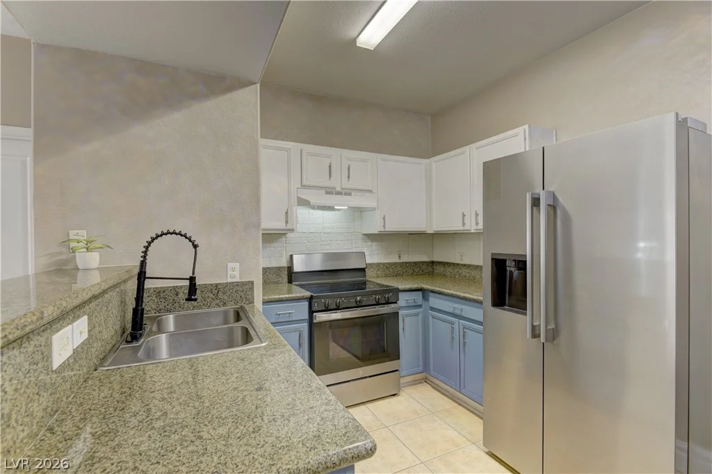 2131 Hussium Hills, Las Vegas, NV 89108
