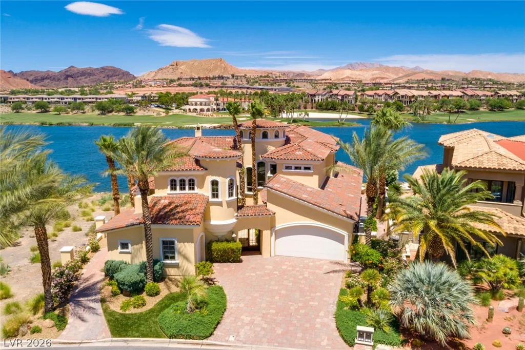 8 Rue Promenade, Henderson, NV 89011